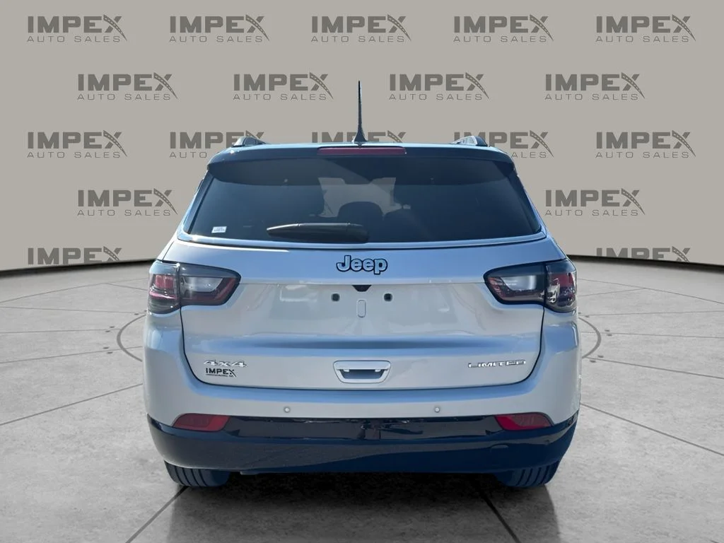 Used 2025 Silver Jeep Limited image 4