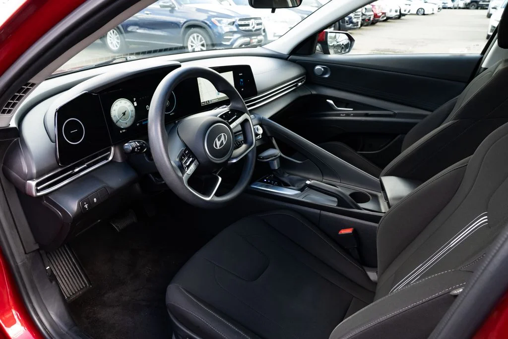 Used 2024 Red Hyundai SEL image 19