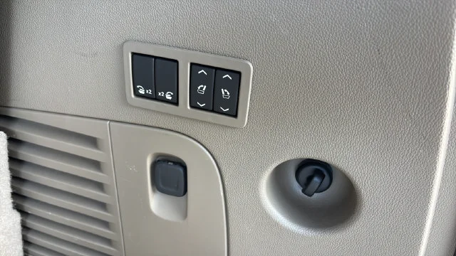 Used 2018 Beige Chevrolet Premier image 43