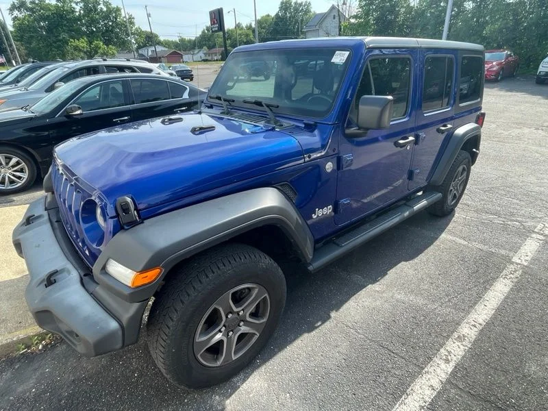 Used 2019 Blue Jeep Unlimited Sport S image 2