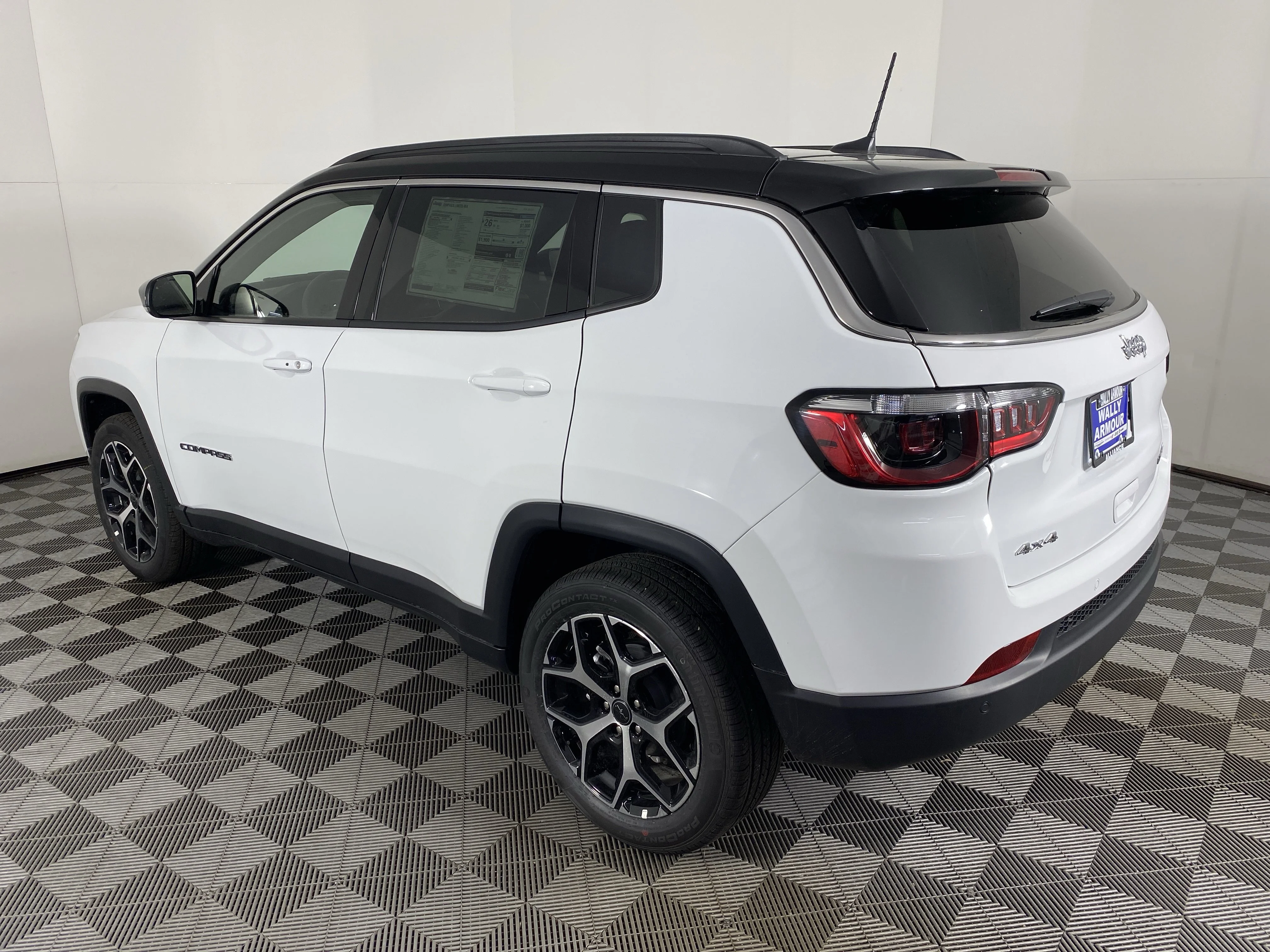 New 2026 Bright White Clear-Coat Exterior Paint Jeep Limited image 8