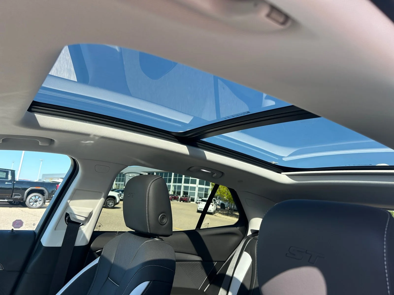 New 2026 Summit White Buick Sport Touring AWD image 18