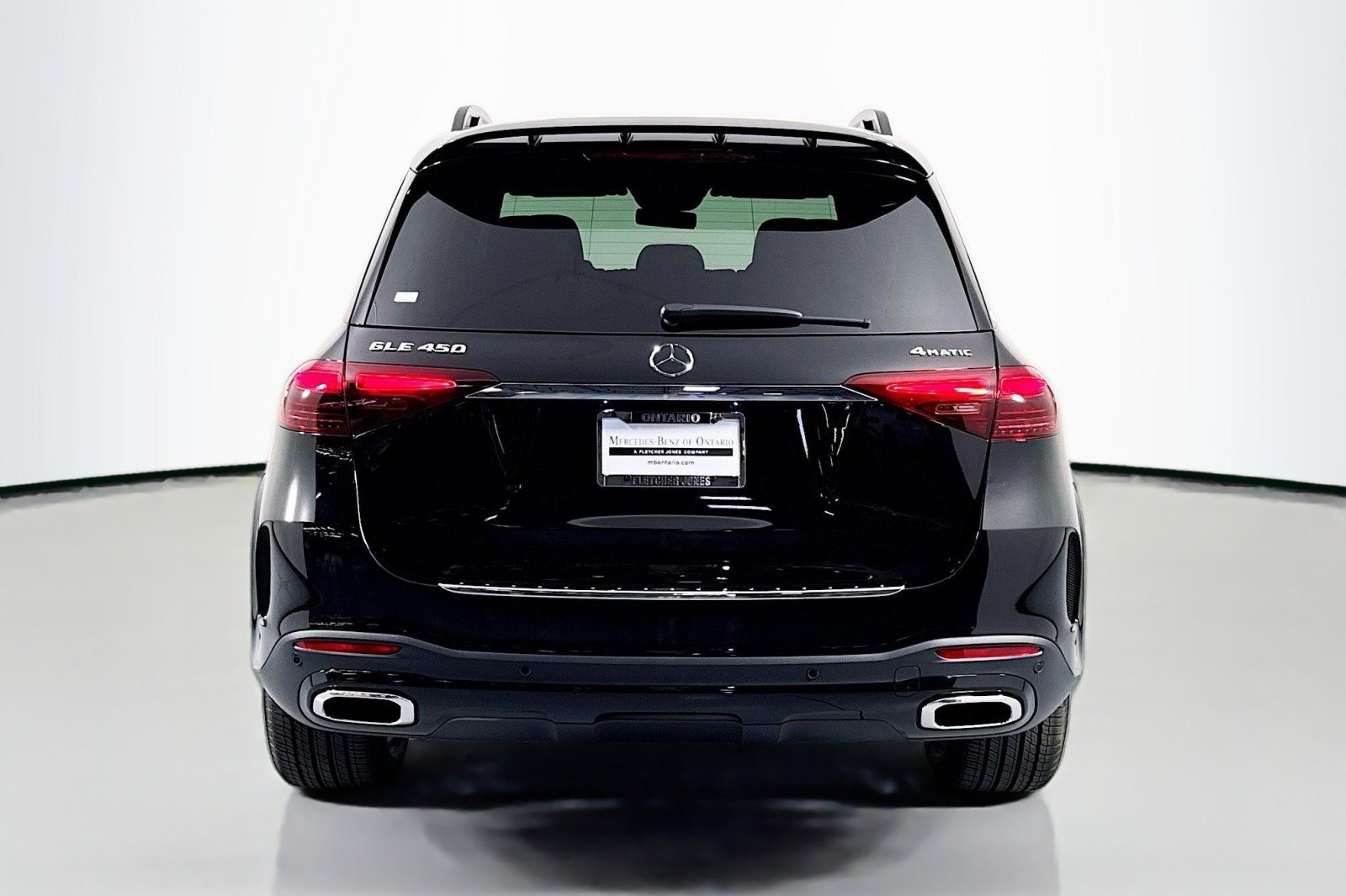 New 2026 Black Mercedes-Benz GLE 450 4MATIC® SUV image 3