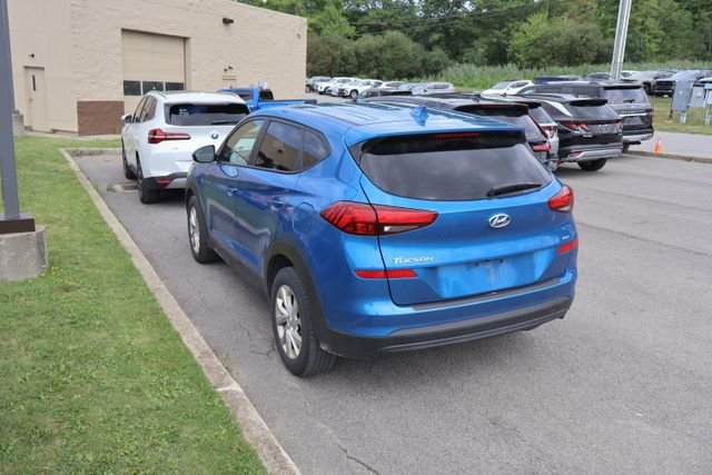 Used 2020 Blue Hyundai SE image 3