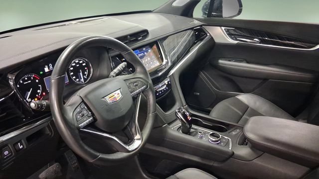 Used 2024 Stellar Black Metallic Cadillac Premium Luxury image 25