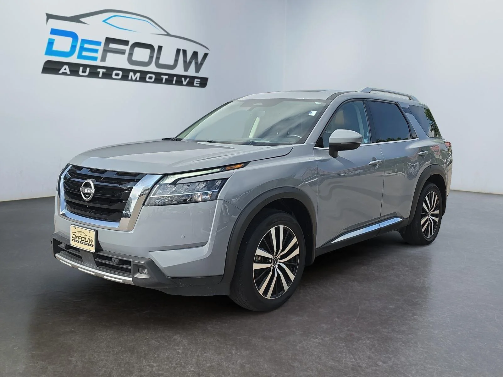 Used 2024 BLUE NISSAN PLATINUM 4WD image 7