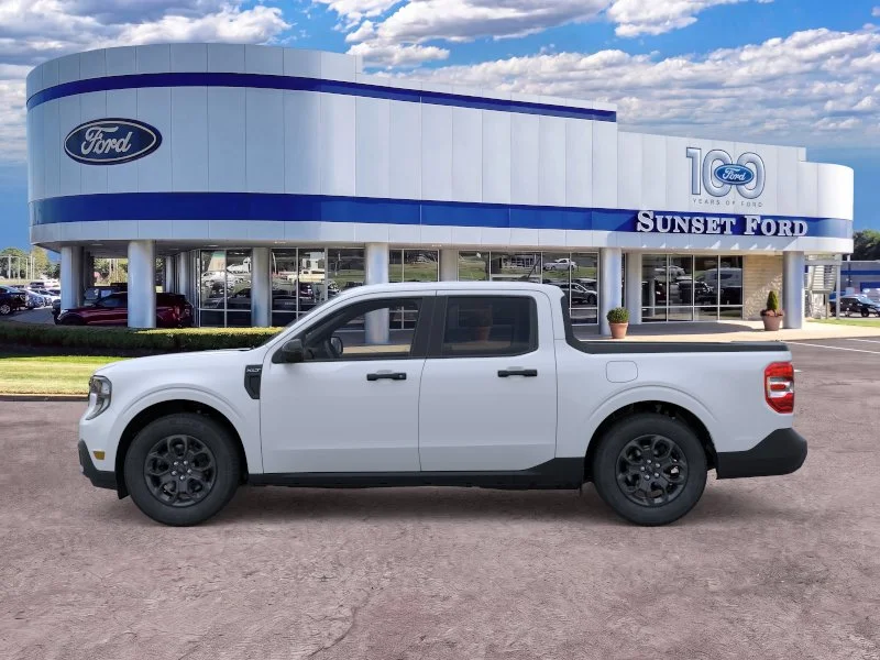 New 2026 Space White Metallic Ford XLT image 3