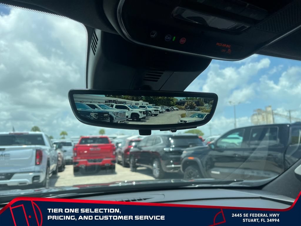 New 2026 Ebony Twilight Metallic Buick Avenir image 34