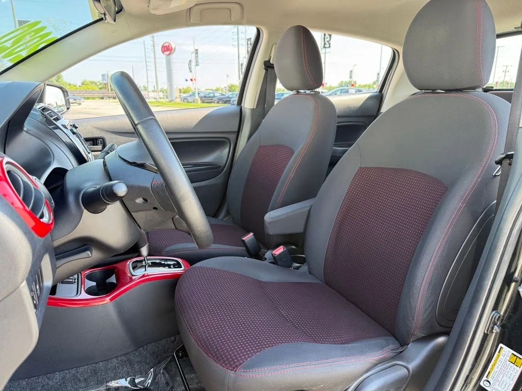 Used 2020  Mitsubishi LE image 11