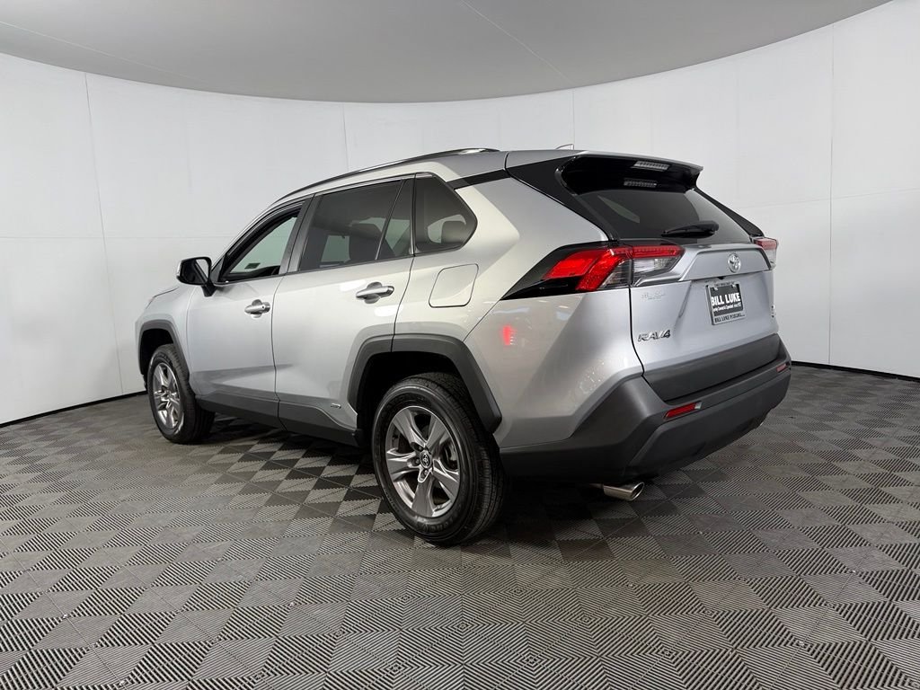 Certified Used 2025 Silver Toyota XLE image 10