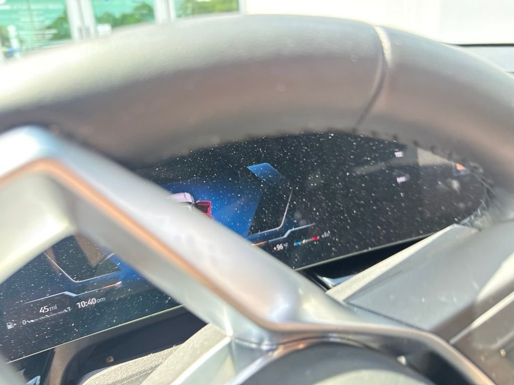 Used 2025 Silver BMW xDrive28i image 16