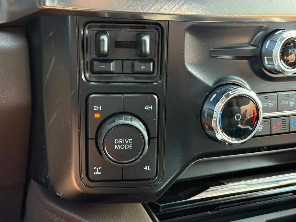 New 2026 Star White Metallic Tri-Coat Ford F-350® King Ranch® image 16