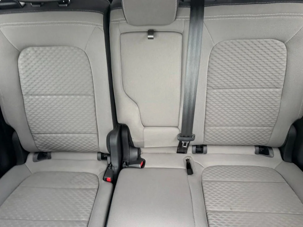 Used 2022 Gray Ford SE image 26