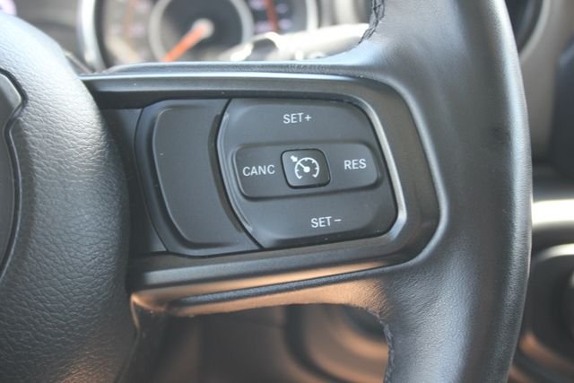 Used 2019 White Jeep Unlimited Sport S image 12