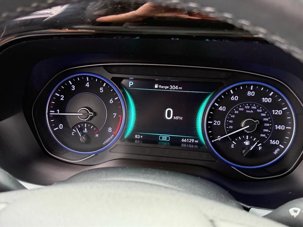 Used 2022 White Hyundai SEL image 21