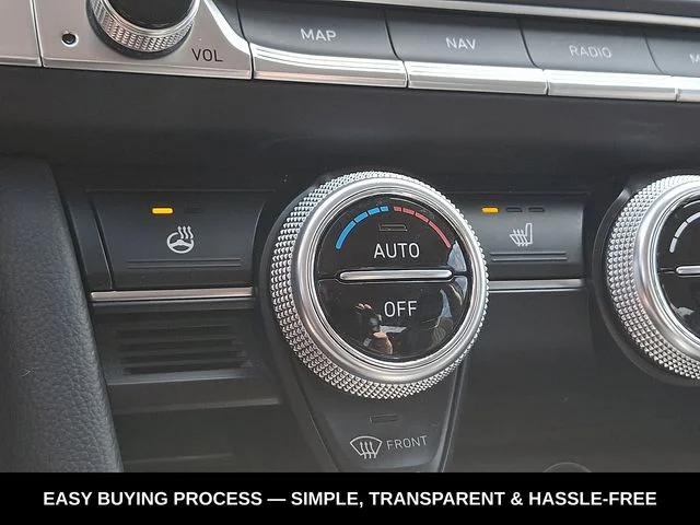 Used 2022 Red Genesis 2.0T image 27