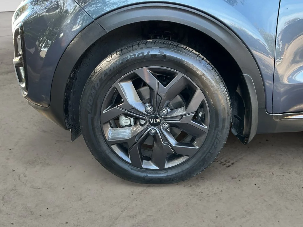 Used 2020 Blue Kia S image 13
