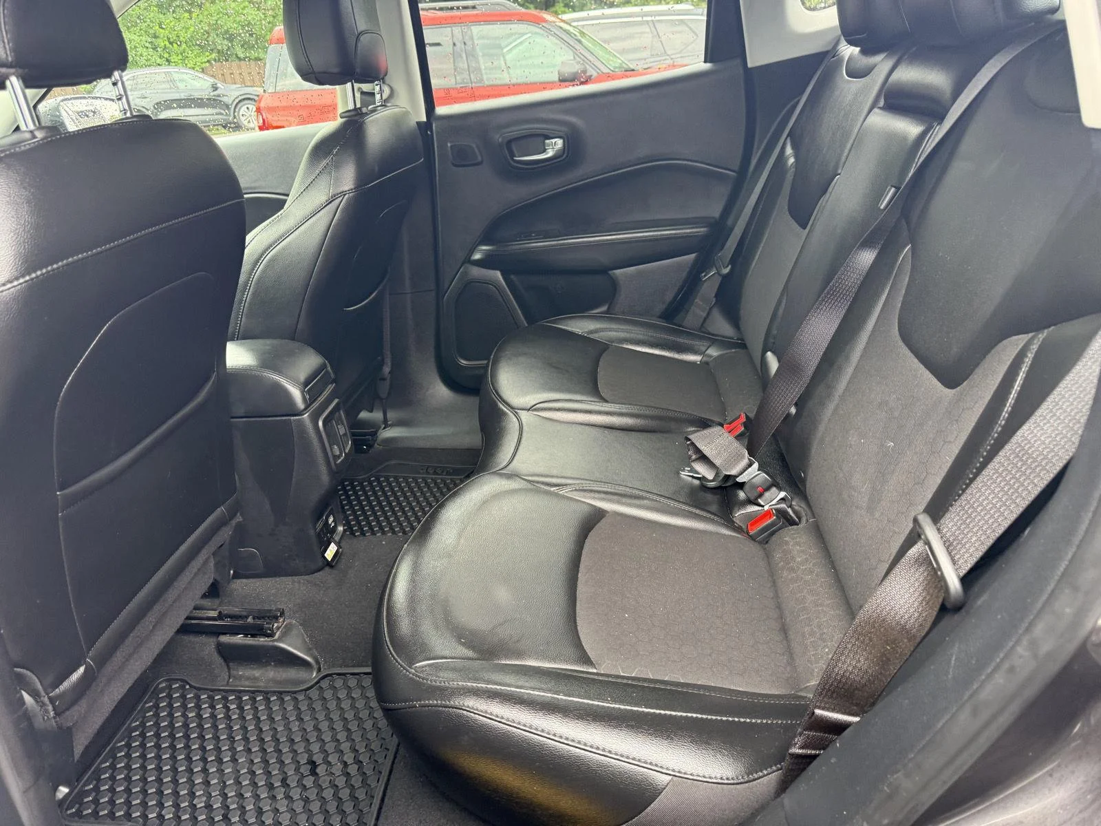 Used 2021 Gy Jeep Altitude image 9