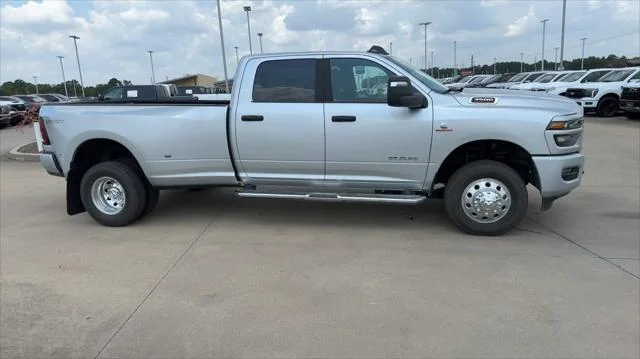 New 2026 Silver-Zynith Exterior Paint RAM Big Horn image 2