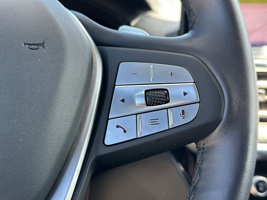 Used 2024 Skyscraper Grey Metallic BMW xDrive30i image 28