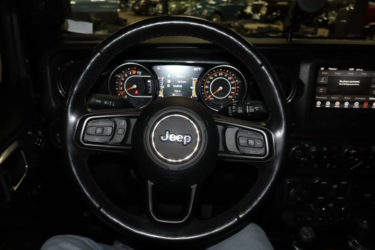 Used 2021 Granite Crystal Metallic Clear Coat Jeep Sport Altitude image 17