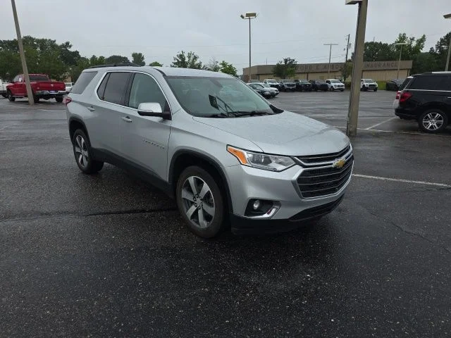 2021 Chevrolet Traverse LT Leather