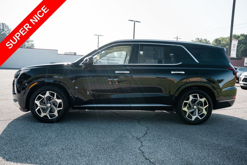 Used 2021 Black Hyundai Calligraphy image 4