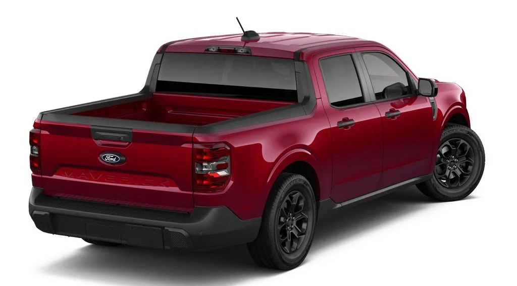 New 2026 Ruby Red Metallic Tinted Clearcoat Ford XLT image 3