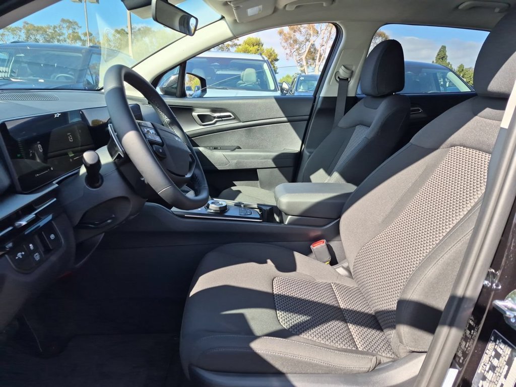 New 2027 Fusion Black Kia S image 19