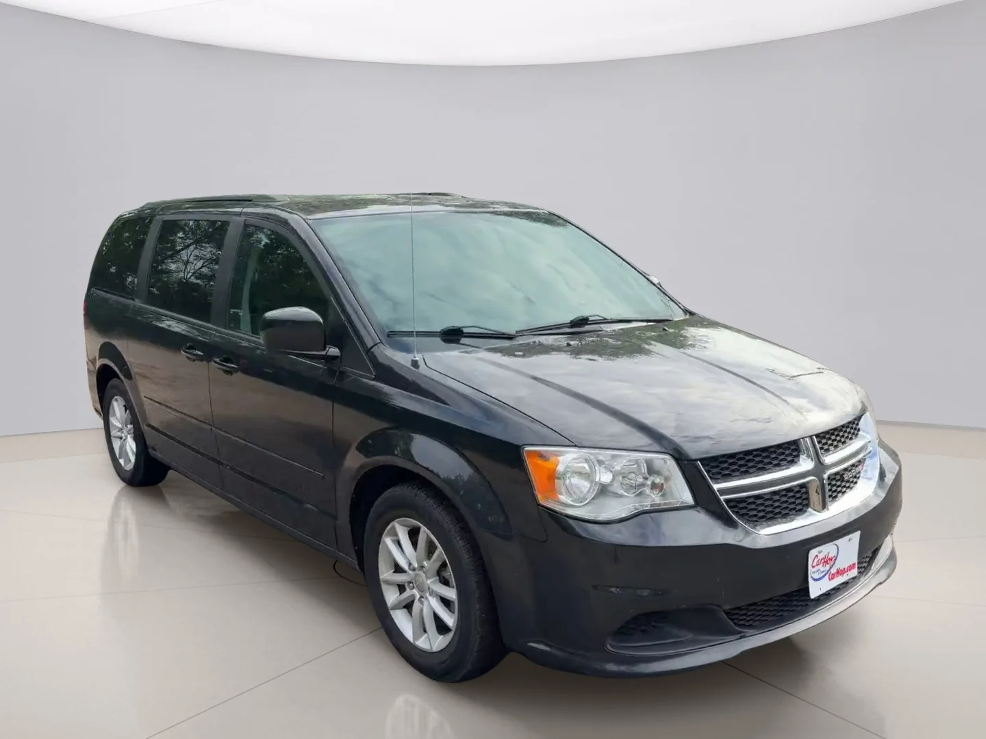 Used 2015 Black Dodge SXT image 7