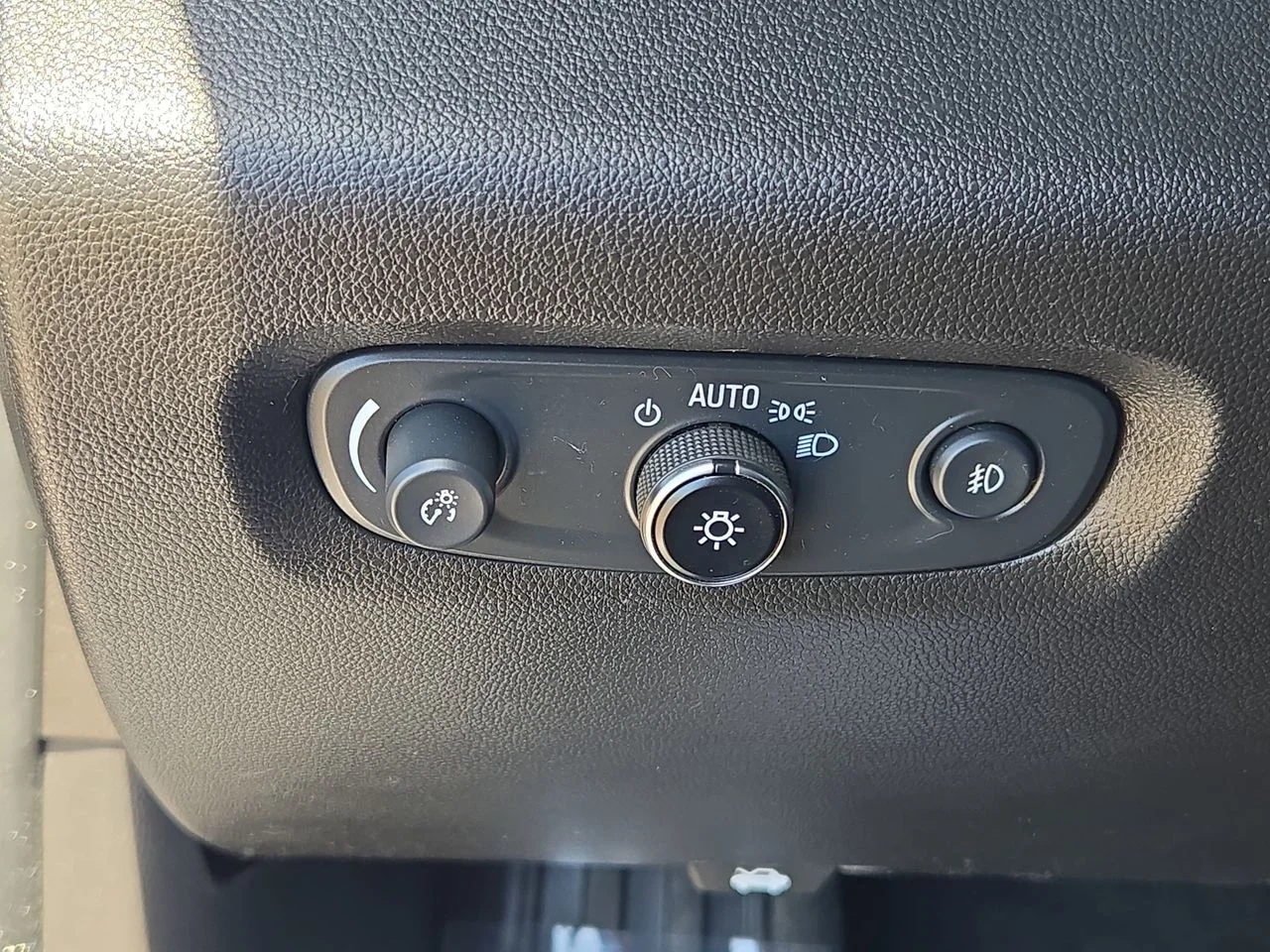 Used 2021 Satin Steel Metallic Chevrolet LT image 25