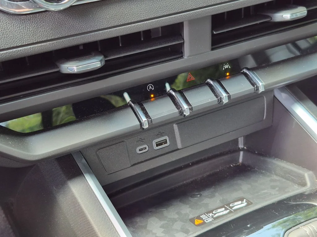 Used 2025 Gray Chevrolet Trail Boss image 27