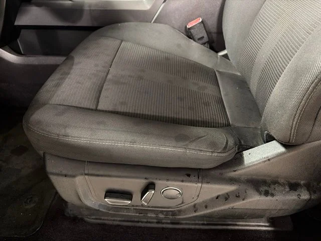 Used 2016 White Ford XLT image 2