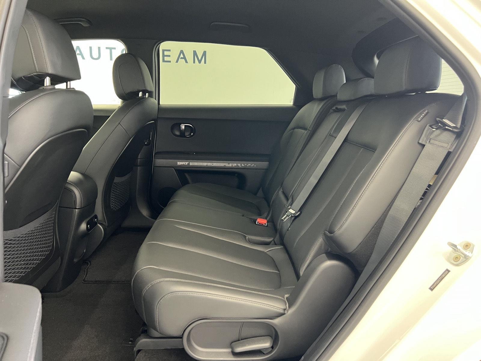 Certified Used 2026 Atlas White Hyundai XRT image 23