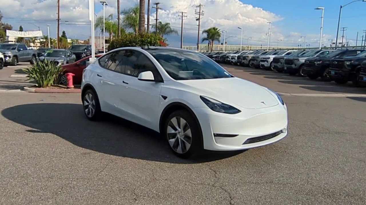 Used 2023 Tesla Model Y Long Range with VIN 7SAYGAEE8PF741200 for sale in Buena Park, CA