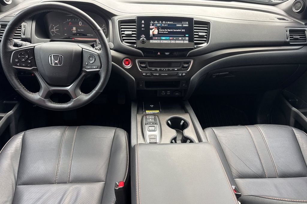 Used 2025 Lunar Silver Metallic Honda TrailSport image 17