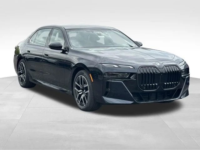 2026 BMW 7 Series 740i xDrive Sedan's photo