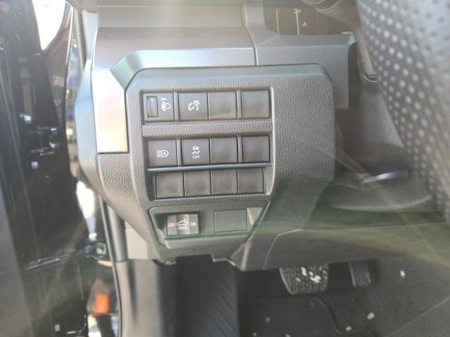 2026 Toyota Tacoma SR5 - Photo 13