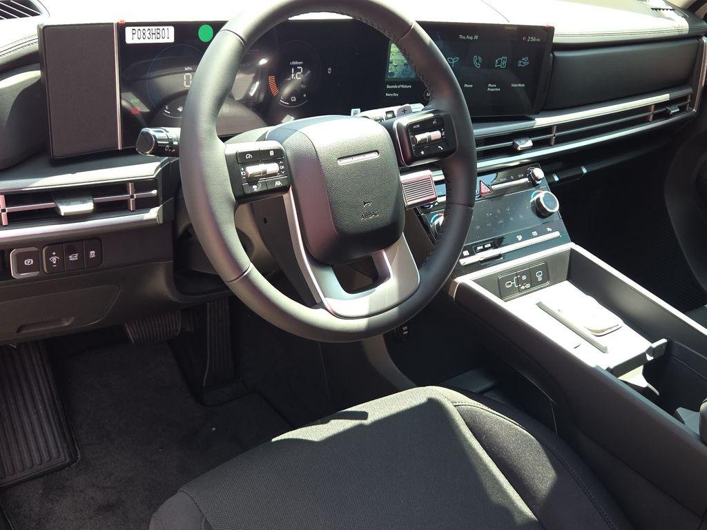 New 2026 White Hyundai SE image 15