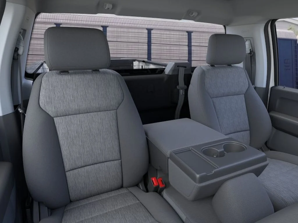 New 2026 Oxford White Ford XL image 10