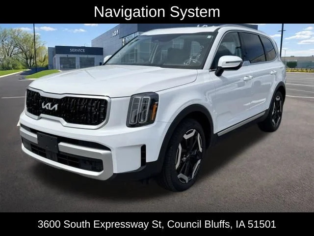 Used 2025 White Kia EX image 8