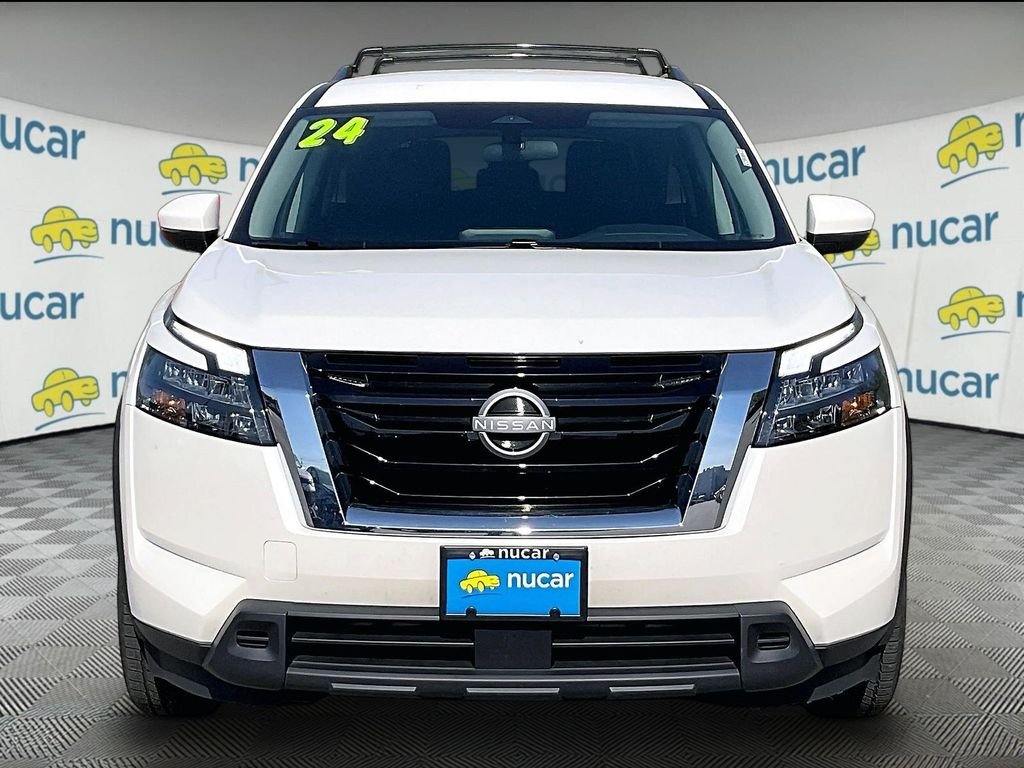 Used 2024 Pearl White Tricoat Nissan SV image 2