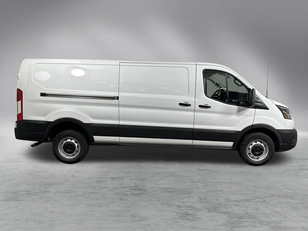 Used 2024 Oxford White Ford 250 image 13