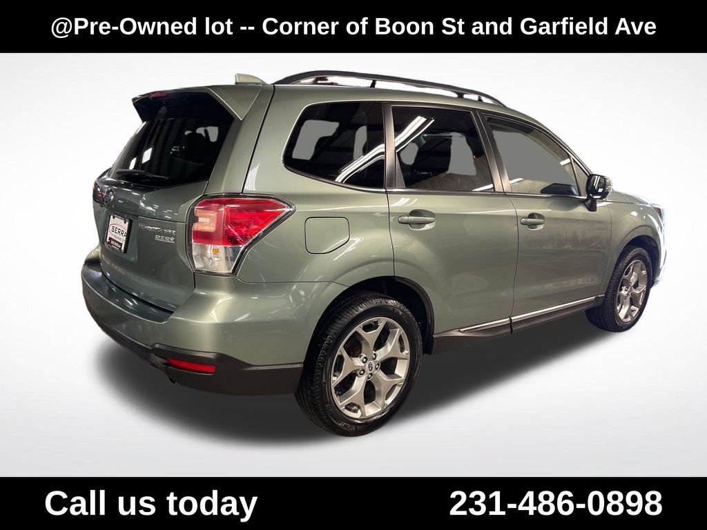 Used 2017 Green Subaru 2.5i Touring image 5