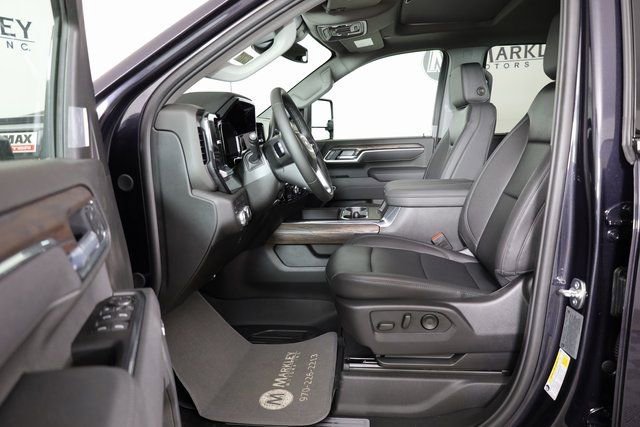 2025 GMC Sierra 2500HD SLT - Photo 36