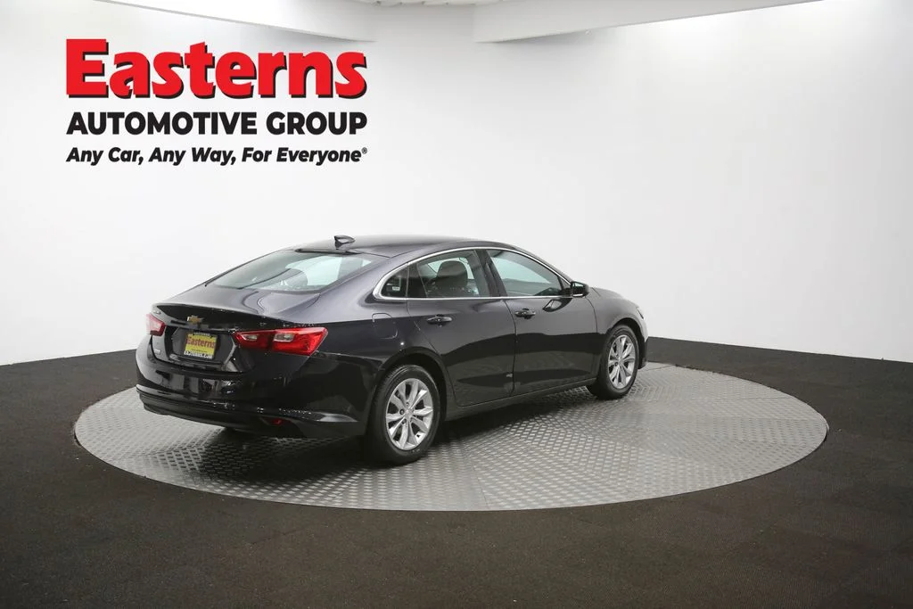Used 2023 Gray Chevrolet LT image 39