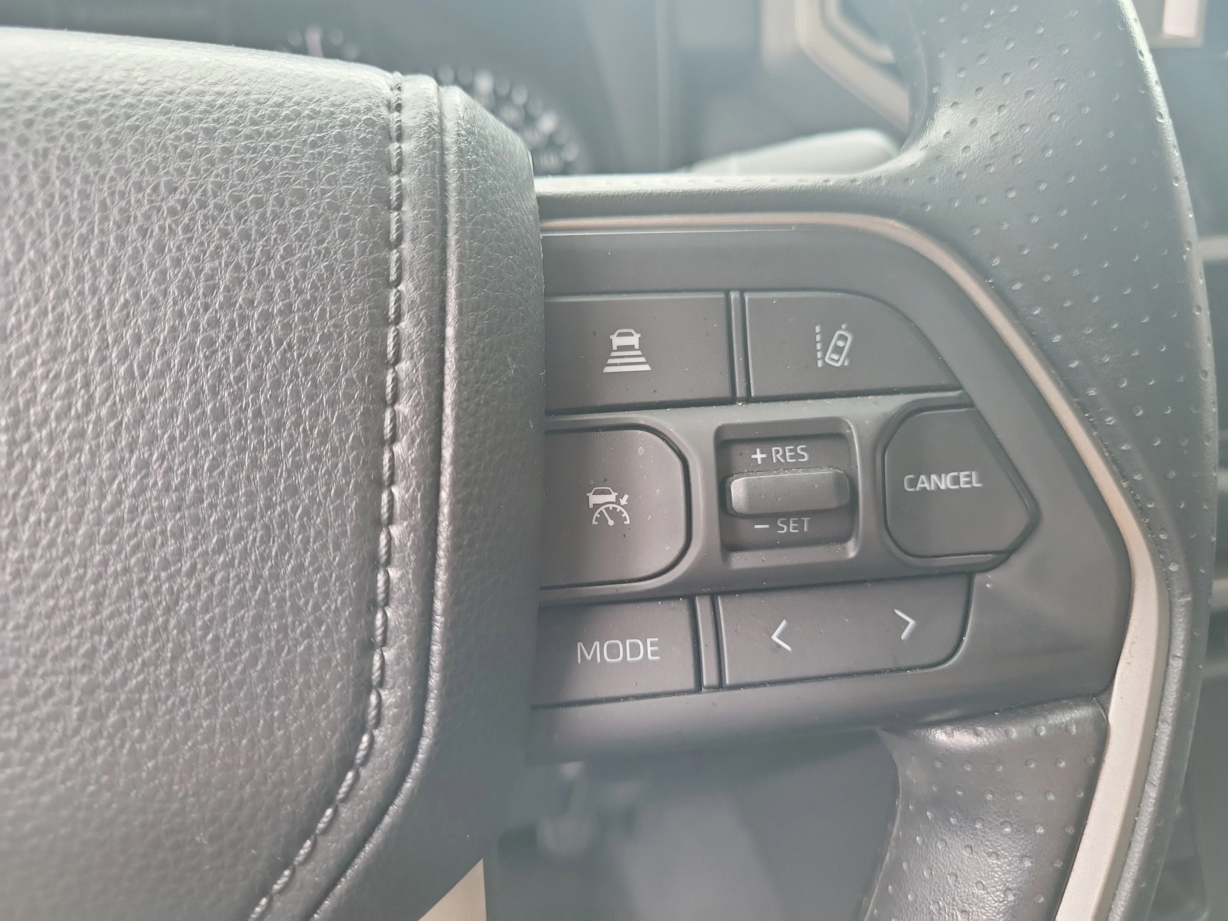 Used 2025 Ice Toyota SR5 image 24