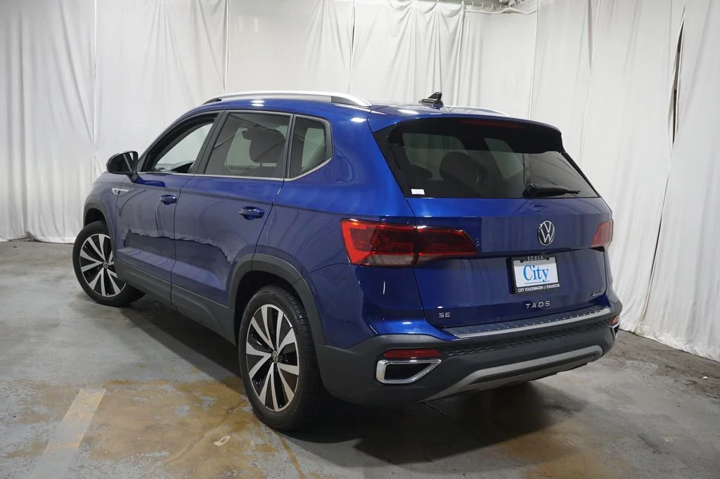 Certified Used 2023 Blue Volkswagen 1.5T SE image 7