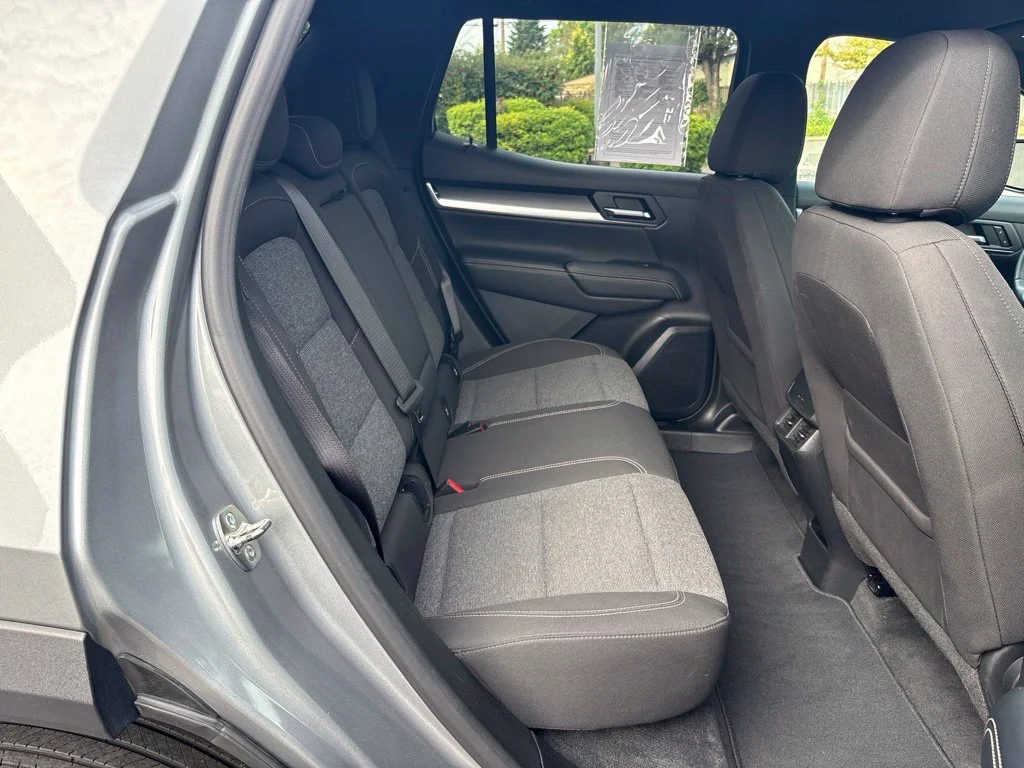 Used 2025 Silver GMC Elevation image 24