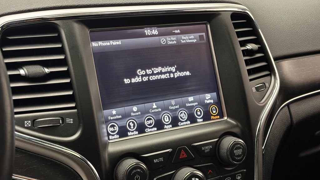 Used 2018 White Jeep Limited image 23
